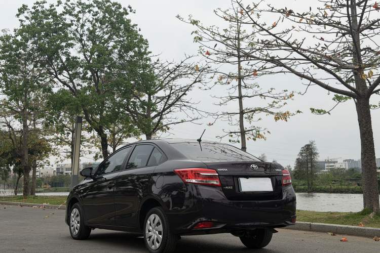 Used Toyota Vios 2017 1.5L CVT Innovation Edition Exterior 5