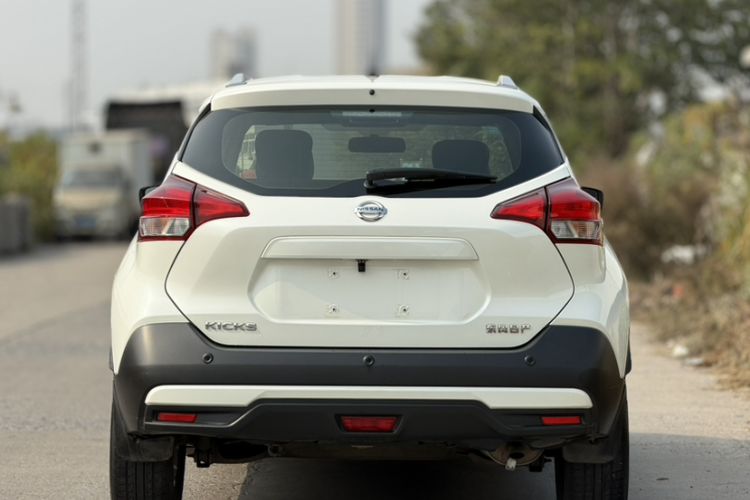 Used Nissan Kicks 2020 1.5L XL CVT Cool Enjoyment Edition Exterior 8