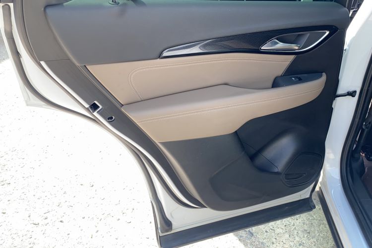 Used Buick Envision 2023 Encore Plus 652T Five-Seat Luxury Model Interior 5