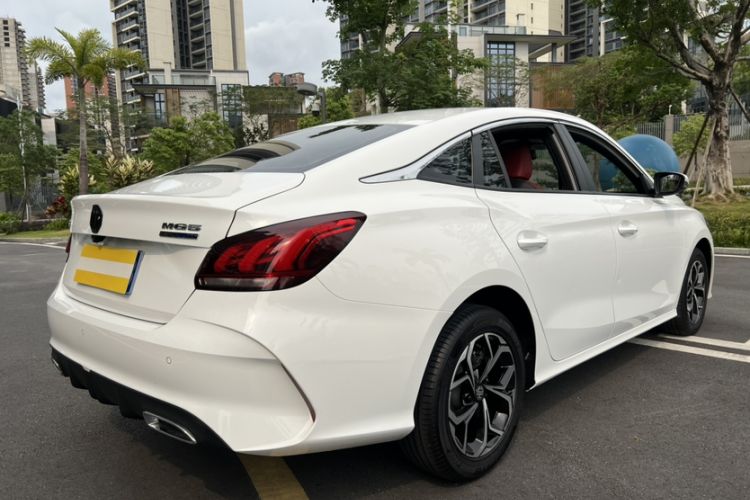 Used MG 5 2023 180 DVVT CVT Luxury Edition Exterior 6