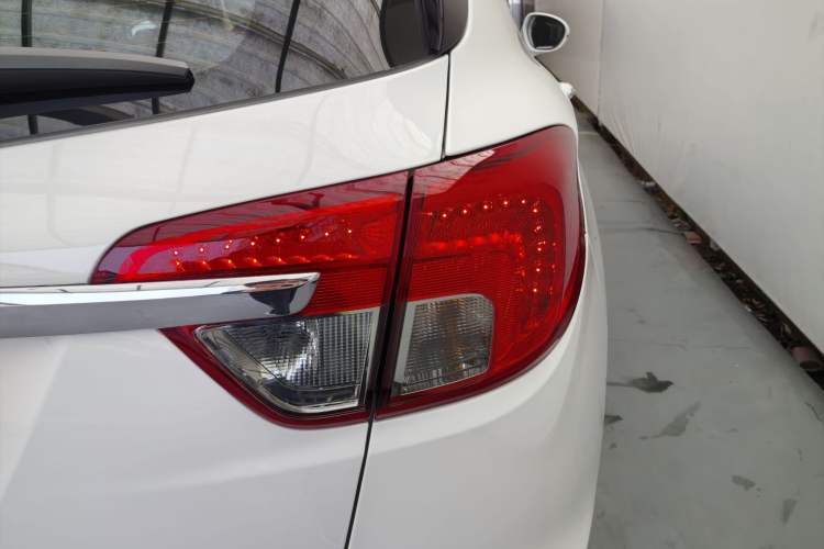 Used Buick Envision 2017 20T Two-Wheel Drive Leading Version
