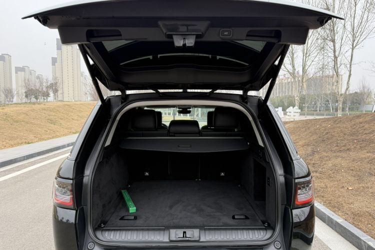 Used Land Rover Range Rover Sport 2020 3.0 L6 HSE DYNAMIC