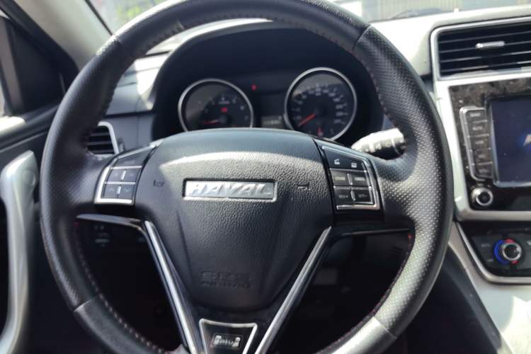 Used Haval M6 2019 1.5T DCT Two-Wheel Drive Elite Version China VI Standard