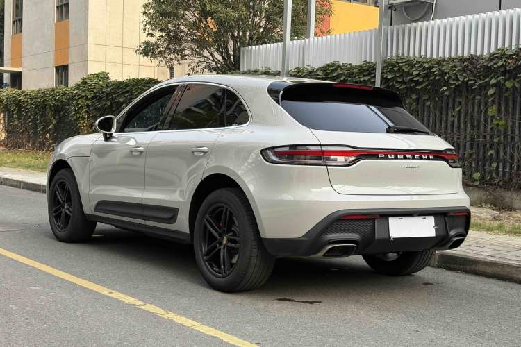 Used Porsche Macan 2024 Macan 2.0T