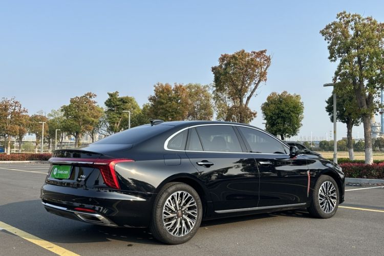 Used Hongqi H5 2025 2.0T Automatic Flag Edition – 500 000 Units Commemorative Version