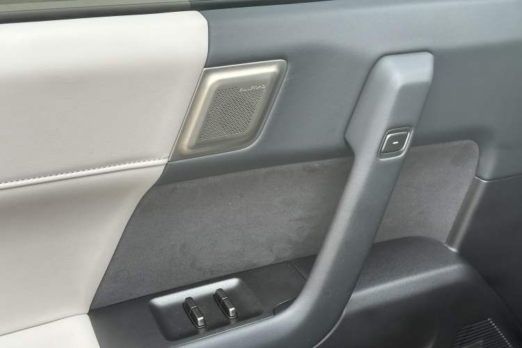 Used iCAR 03T 2024 501km Four-wheel Drive Long-Range Version