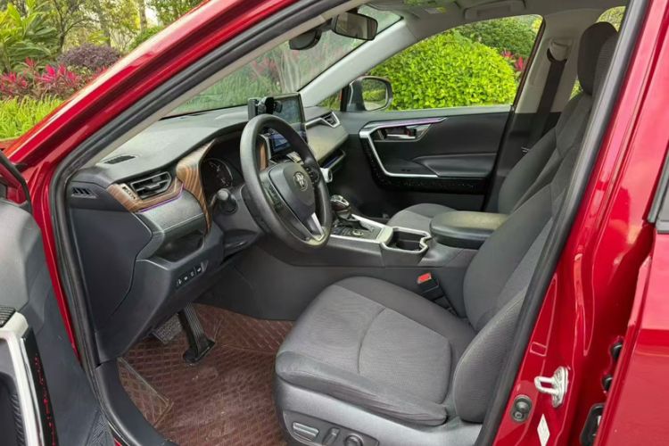 Used Toyota RAV4 2020 2.0L CVT Two-Wheel Drive Fashion Edition