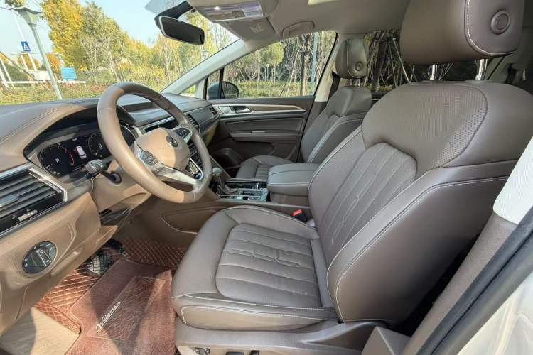 Used Volkswagen Viloran 2020 330TSI Luxury Edition