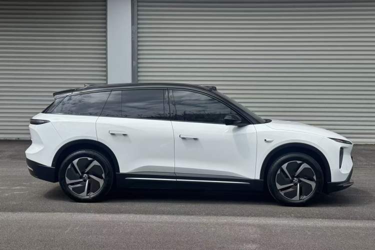 Used Nio ES6 2024 75 kWh Exterior 6
