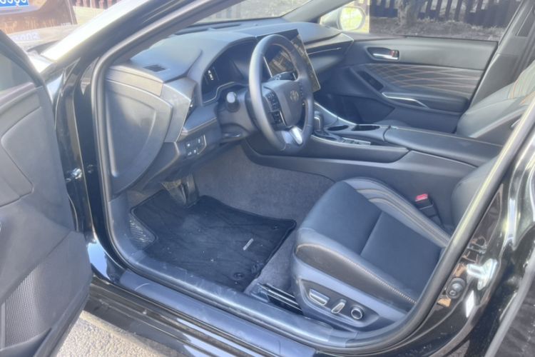 Used Toyota Avalon 2024 Dual-Motor 2.0L Luxury Edition