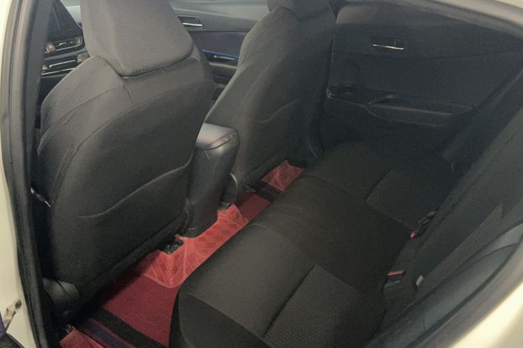 Used Toyota IZOA 2020 2.0L Enjoy Edition