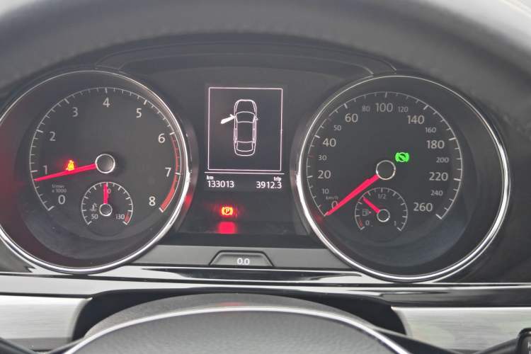 Used Volkswagen Lamando 2018 280TSI DSG Comfort Edition
