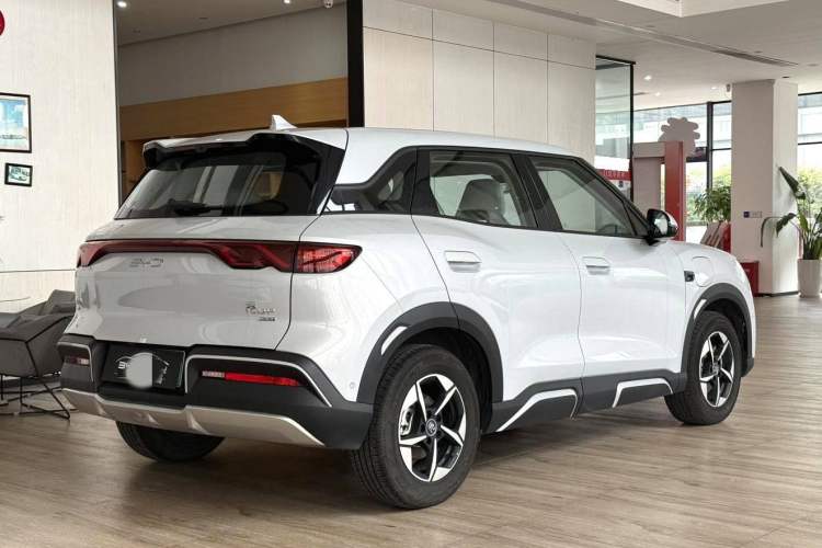 Used BYD Yuan UP 2025 Intelligent Driving Version 401 km Leading Edition