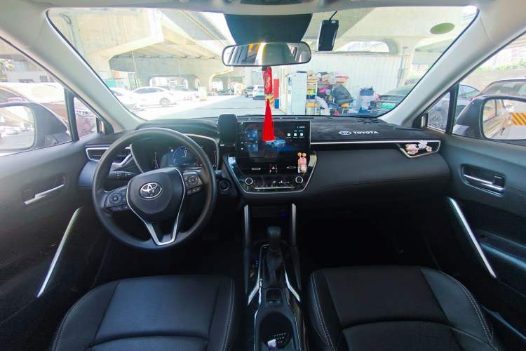 Used Toyota FRONTLANDER 2023 2.0L CVT Luxury Edition