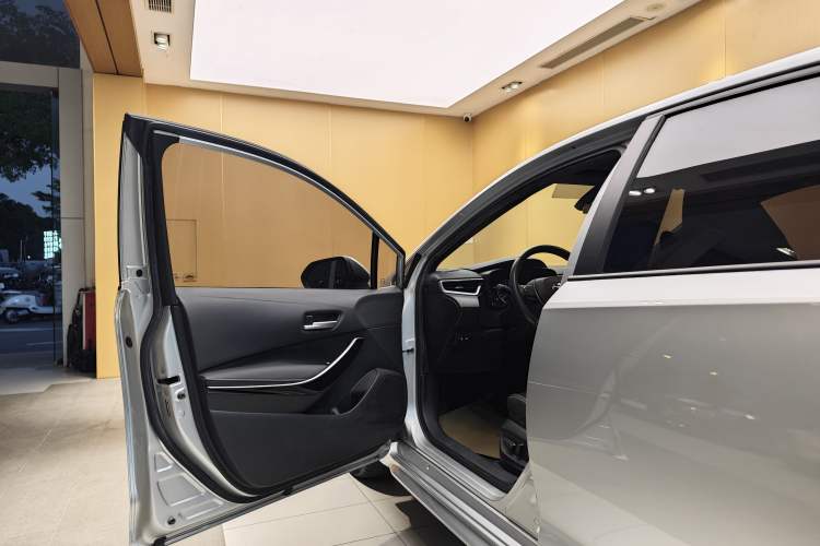 Used Toyota Levin 2021 185T CVT Luxury Edition
