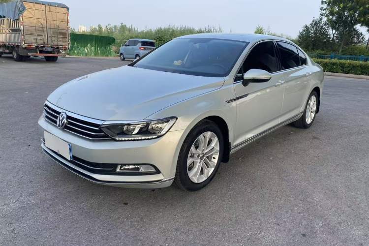 Used Volkswagen Magotan 2018 380TSI DSG Luxury Model Guazi used car, China used car export, Used car for sale, Used  cars, Cheapest cars for sale