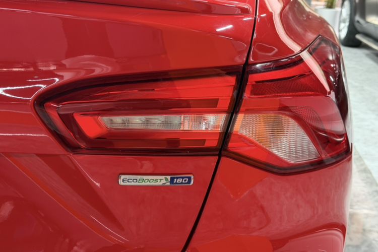 Used Ford Focus 2019 Sedan EcoBoost 180 Automatic ST Line