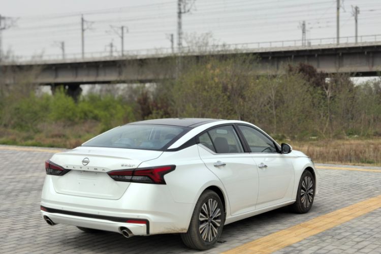 Used Nissan Teana 2022 2.0L XL-TLS Enjoyment Edition Exterior 8