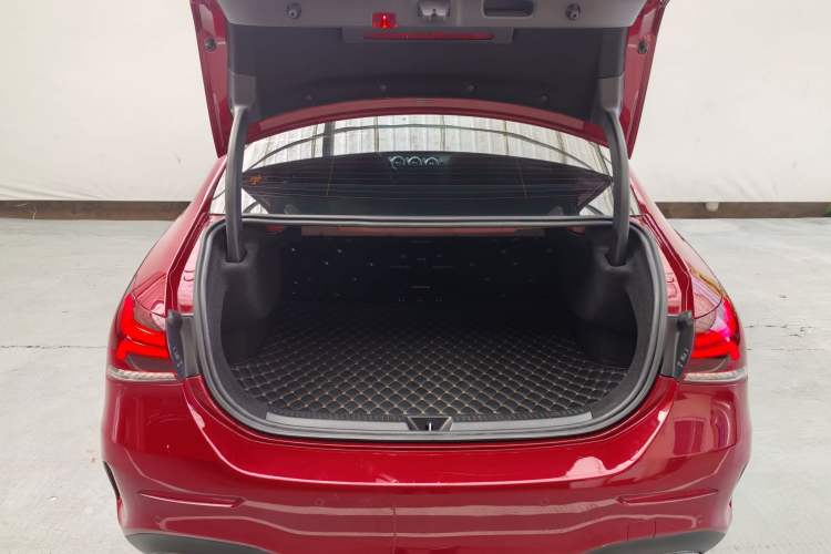 Used Mercedes-Benz A-Class 2020 Restyled A 200 L Sport Sedan Fashion Version