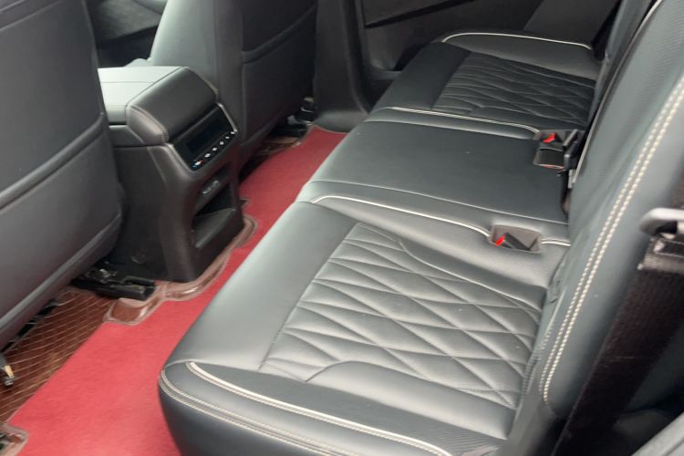 Used GAC Trumpchi GS8 2022 Linghang Series 2.0 TGDI Two-Wheel-Drive Luxury Smart Connectivity Version (7 Seats)