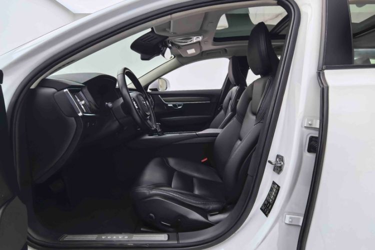Used Volvo V90 2019 Cross Country T5 AWD Smart Range Version China V Standard
