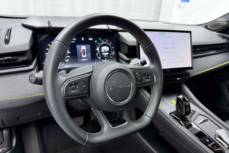 Used Lynk & Co 03 2023 2.0TD DCT JingPro