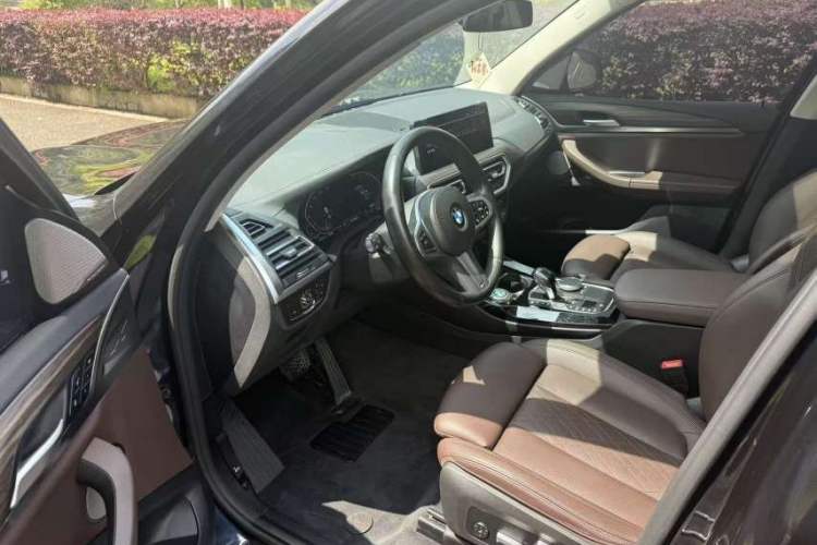 Used BMW X3 2022 Second Facelift xDrive30i Leading Edition M Night Sky Package
