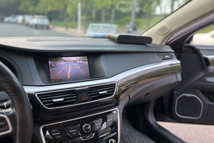 Used Geely Auto Emgrand GT 2016 1.8T Zunya Model
