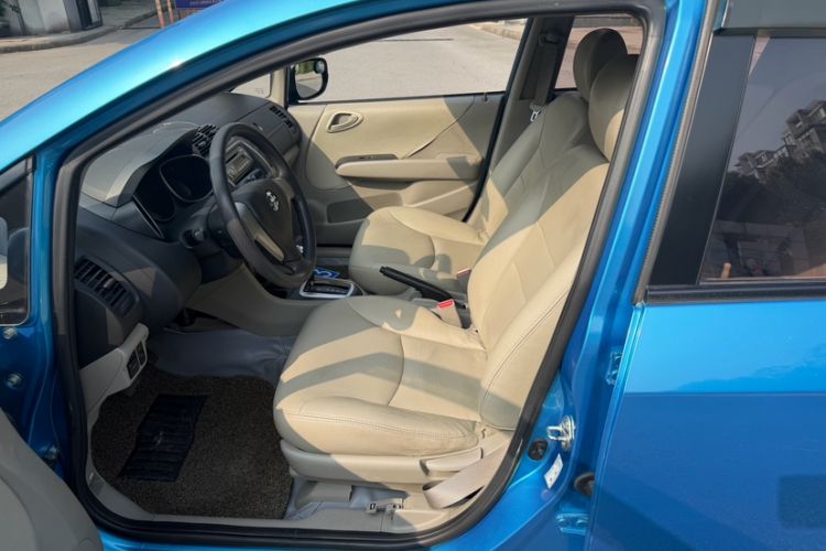 Used Everus S1 2013 1.5L Automatic Comfort Edition
