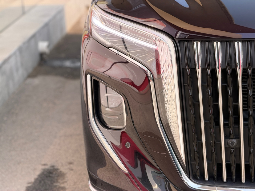 Hongqi HQ9 PHEV 2024 2.0T Four-Wheel Drive Business Edition — снимка 5
