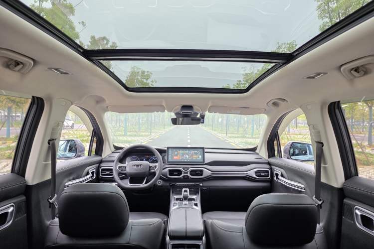 Used Geely Auto Haoyue 2020 1.8TD DCT Luxury Model 5 Seats Headliner