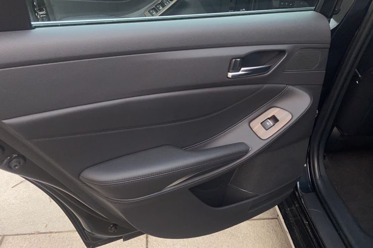 Used Toyota Avalon 2021 2.5L Luxury Edition
