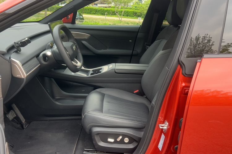 Used ONVO L60 2024 60 kWh Rear-Drive Version Interior 6