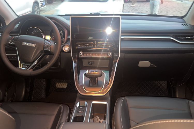 Used Haval M6 2021 PLUS 1.5T DCT Luxury Smart Connectivity Model