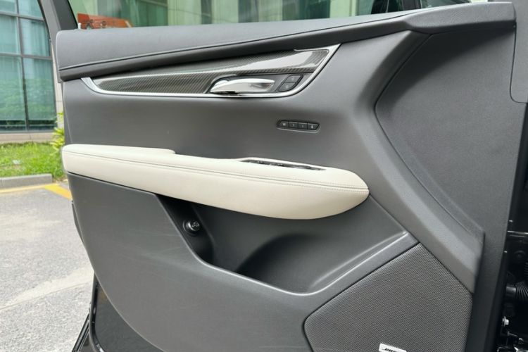 Used Cadillac XT6 2020 28T Six-Seater Luxury Sporty Enjoy-the-Comfort Safety Edition