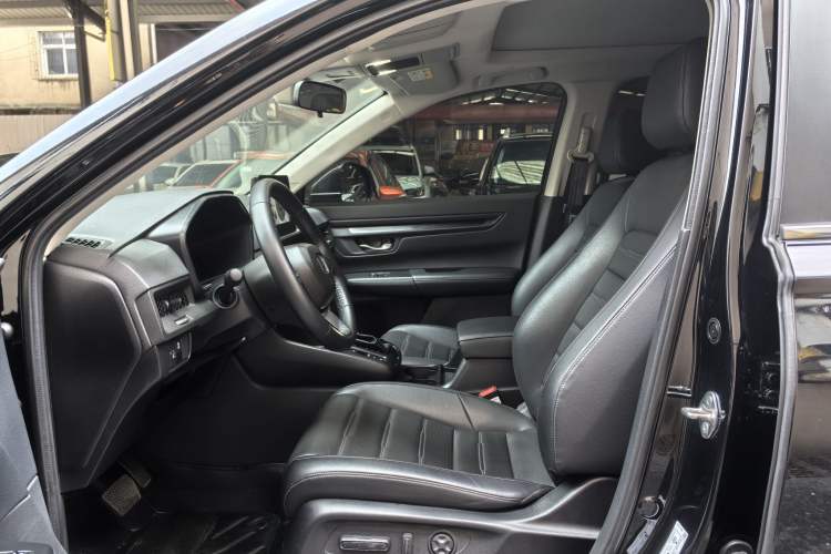 Used Honda CR-V 2023 240TURBO Two-Wheel Drive FENGSHANG Edition 5 Seats Interior 2
