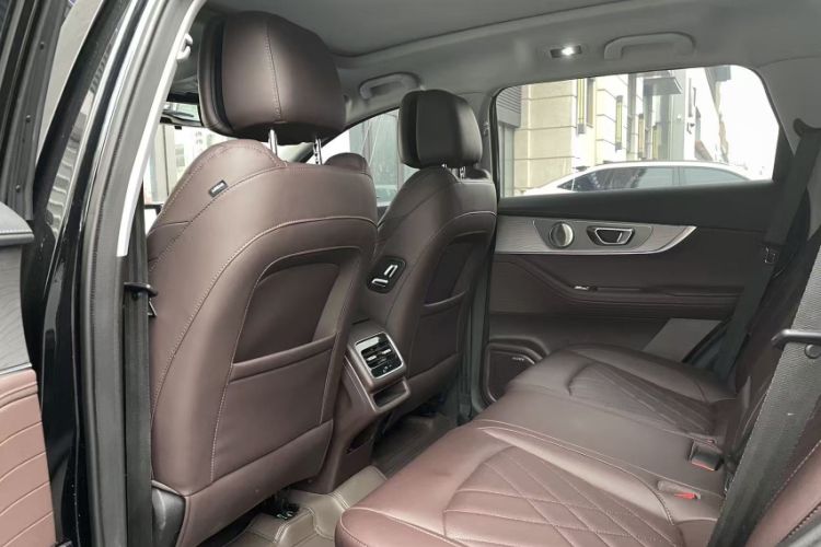 Used Chery Tiggo 8 PRO 2024 Champion Edition 390T Two-Wheel Drive Peak Version 5 Seats