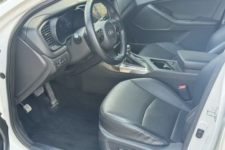 Used Kia K5 2014 2.0L Automatic LUXURY
