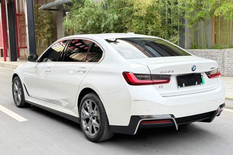 Used BMW i3 2024 eDrive 35 L Exterior 5