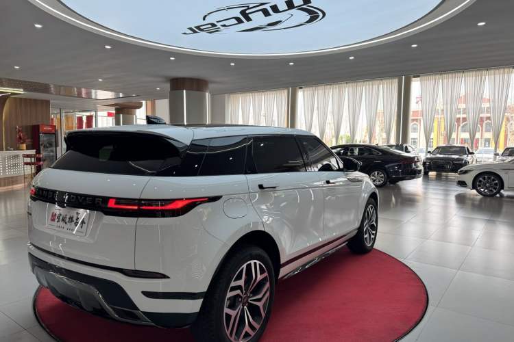 Used Land Rover Range Evoque 2024 Aurora L 249 PS Prestige Light-Chasing Edition
