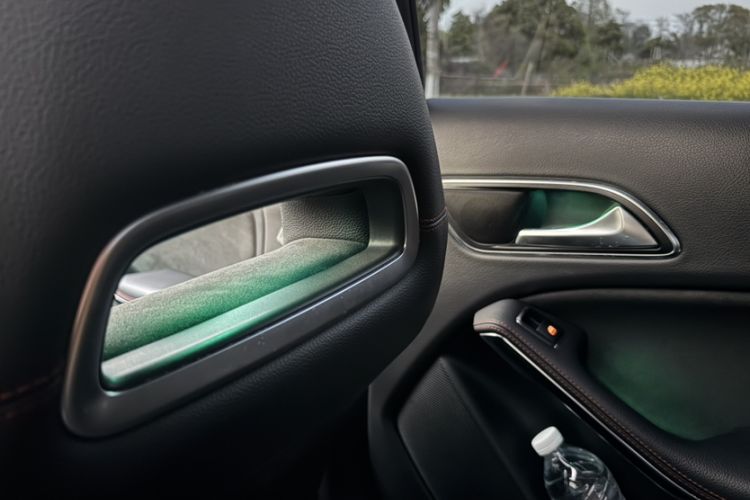 Used Mercedes-Benz CLA 2018 CLA 220 4MATIC Interior 8