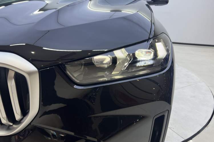 Used BMW X5 2023 xDrive 30Li Luxury M Sport Night Edition Package
