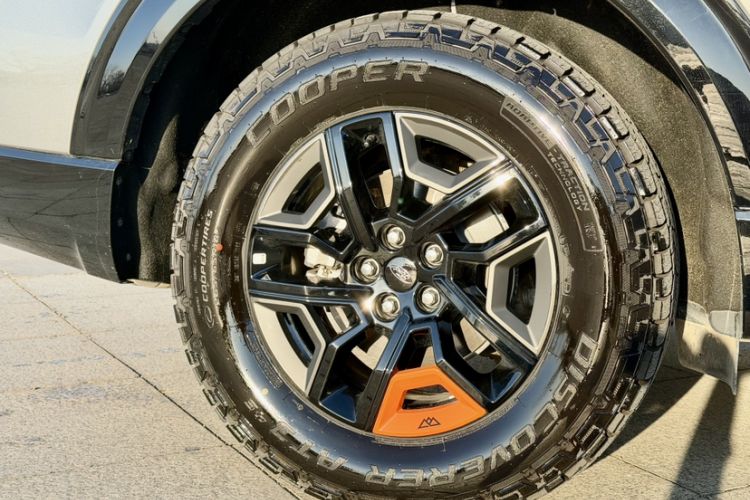 Used Ford Explorer 2024 2.3T EcoBoost Kunlun Peak Edition 6-Seater
