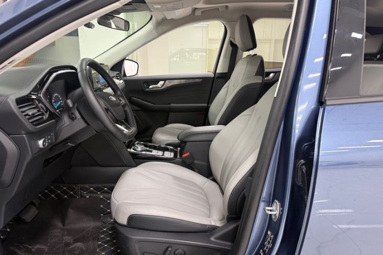 Used Ford Escape 2020 EcoBoost 245 Two-Wheel-Drive Comfort Edition