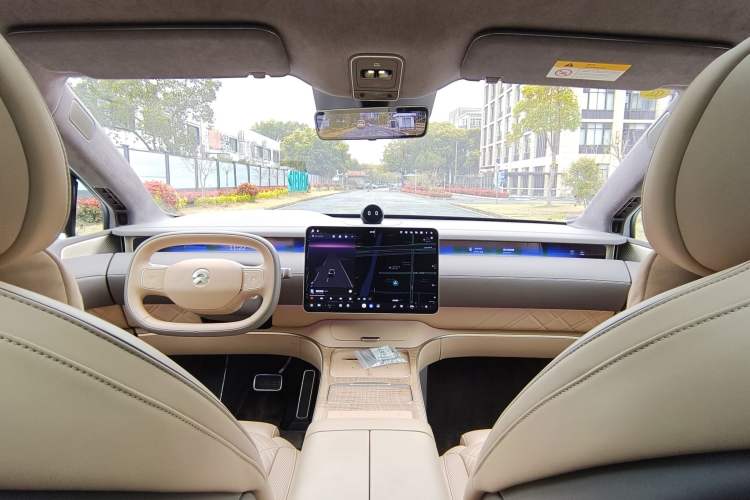 Used Nio ET9 2025 100kWh Signature Edition Interior 4