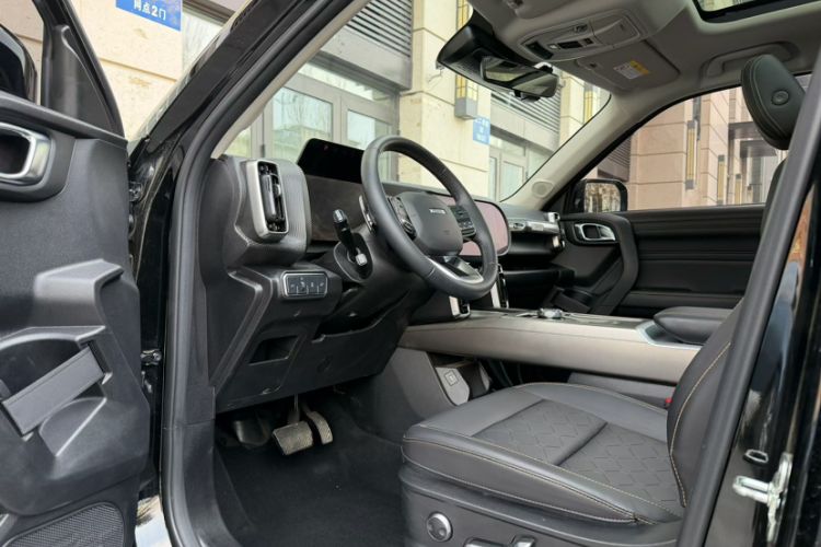 Used Haval DARGO 2024 1.5T DCT Border Collie Edition Interior 2