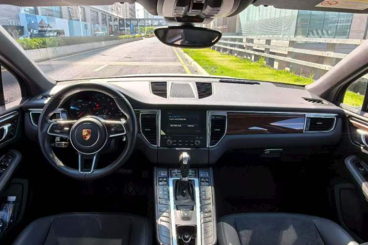 Used Porsche Macan 2017 Macan 2.0T