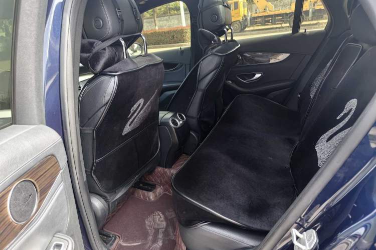 Used Mercedes-Benz GLC 2016 GLC 260 4MATIC Luxury Model