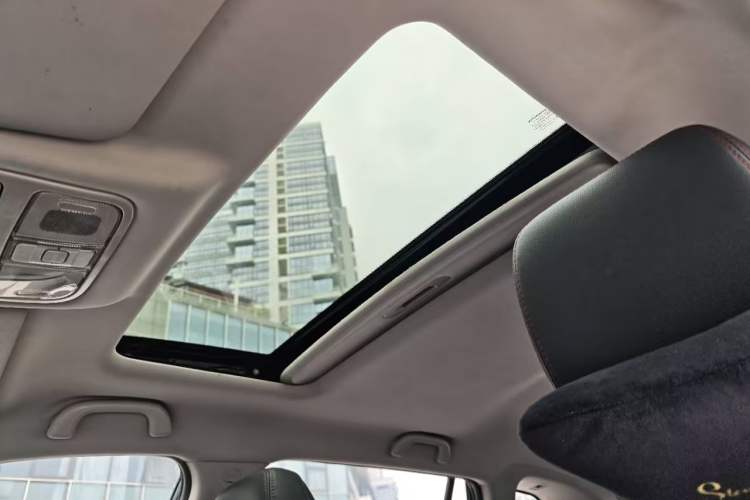 Used Changan CS75 2016 1.5T Manual FENGSHANG Model