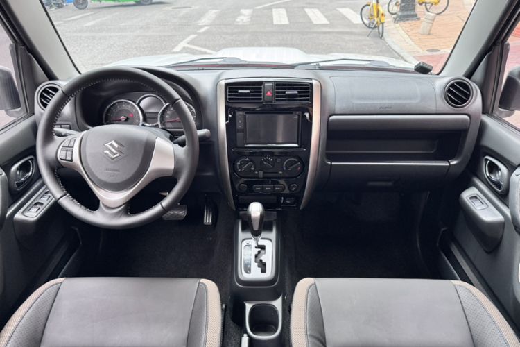 Used Suzuki Jimny 2015 1.3 AT Mode3 Navigation Edition
